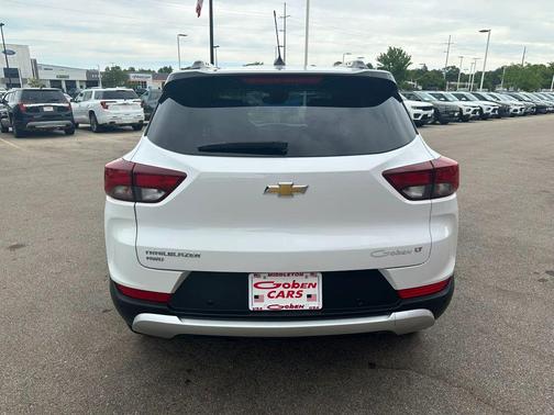 Summit White 2023 Chevrolet Trailblazer LT