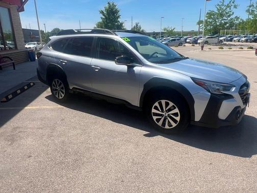 Ice Silver Metallic 2023 Subaru Outback Premium