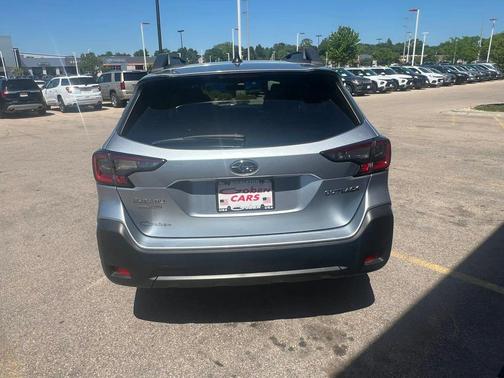 Ice Silver Metallic 2023 Subaru Outback Premium
