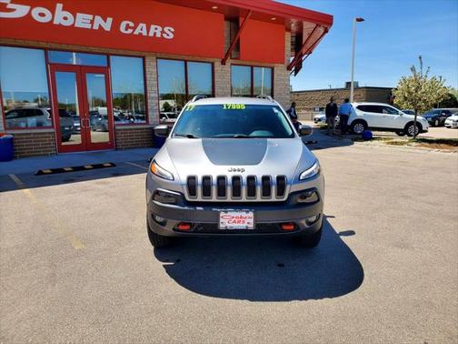 2017 Jeep Cherokee Sport