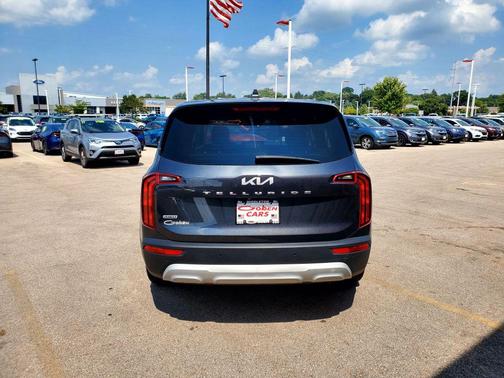 2022 Kia Telluride LX