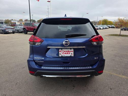 2020 Nissan Rogue SV