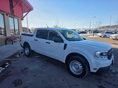 2022 Ford Maverick XL