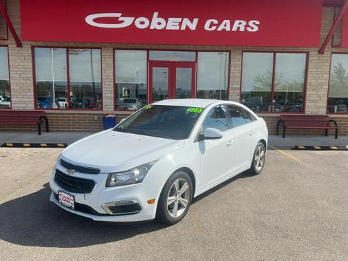 Summit White 2015 Chevrolet Cruze 2LT