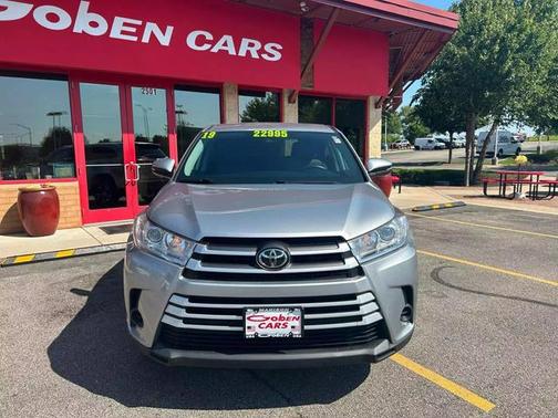2019 Toyota Highlander LE