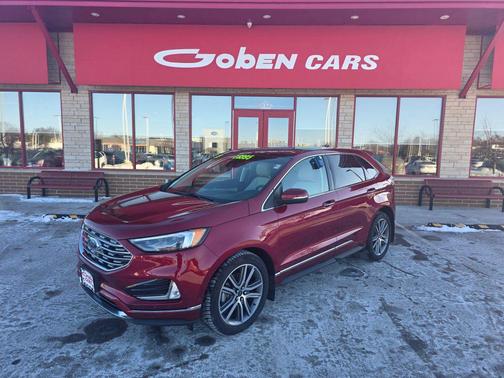 2019 Ford Edge Titanium