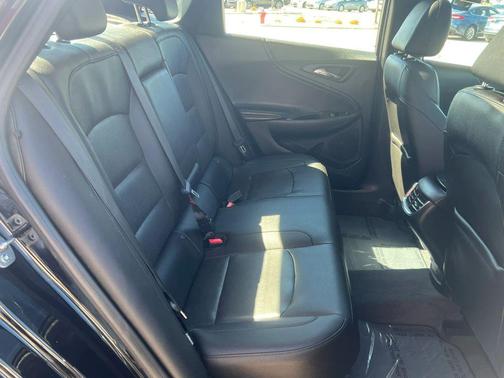 Mosaic Black Metallic 2019 Chevrolet Malibu Premier