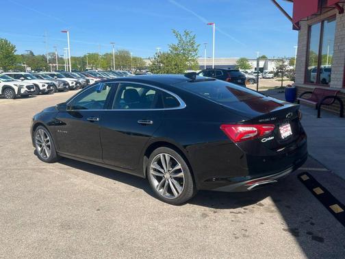 Mosaic Black Metallic 2019 Chevrolet Malibu Premier