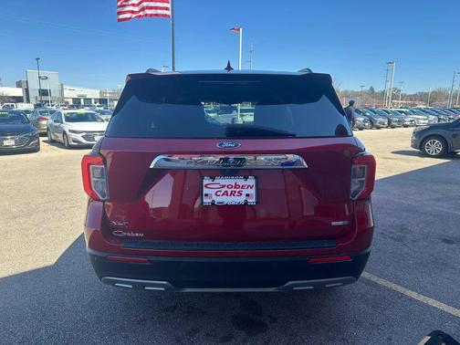 Rapid Red Metallic Tinted Clearcoat 2020 Ford Explorer XLT