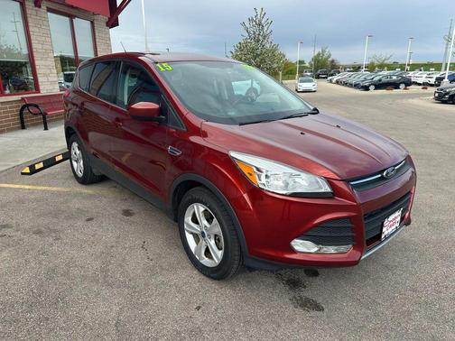 Sunset 2015 Ford Escape SE