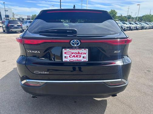 Black 2024 Toyota Venza XLE