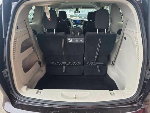 2017 Chrysler Pacifica Touring