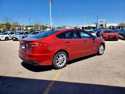 2019 Ford Fusion Hybrid SE