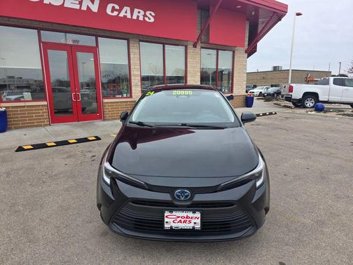 2024 Toyota Corolla Hybrid SE