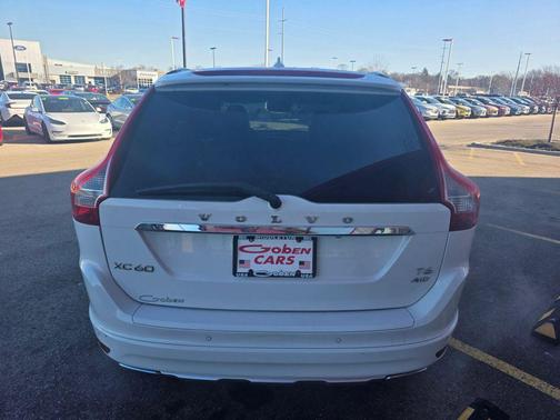 2015 Volvo XC60 T6 Platinum