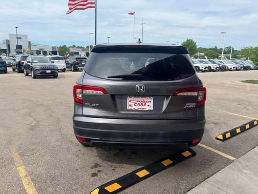 Modern Steel Metallic 2019 Honda Pilot LX