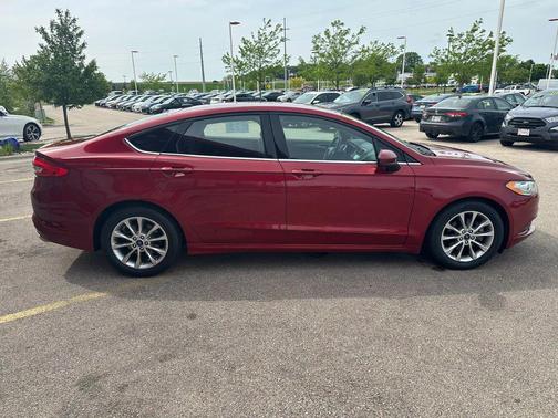 Ruby Red Metallic Tinted Clearcoat 2017 Ford Fusion SE