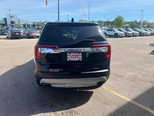 Midnight Blue Metallic 2022 GMC Acadia AWD SLE