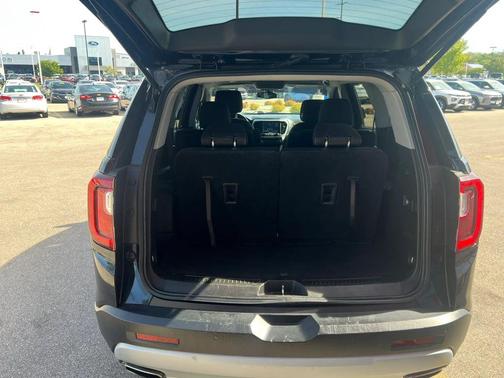 Midnight Blue Metallic 2022 GMC Acadia AWD SLE