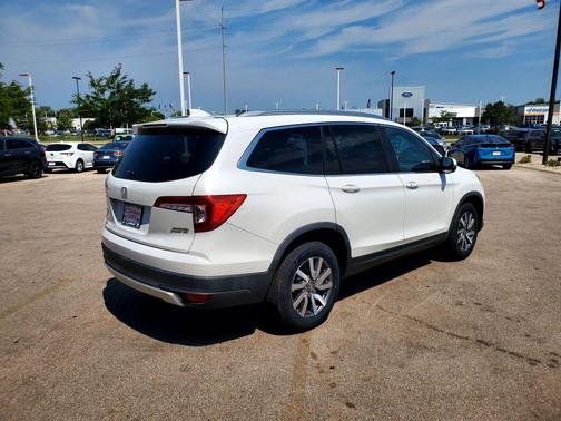 2020 Honda Pilot AWD EX