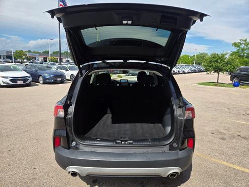 Agate Black Metallic 2021 Ford Escape SE