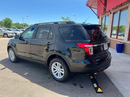 Tuxedo Black Metallic 2015 Ford Explorer Sport