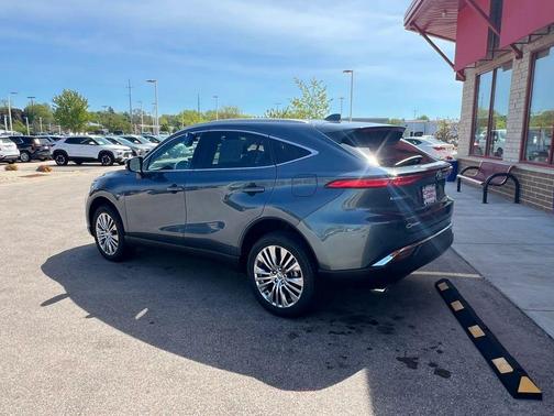Gray 2023 Toyota Venza XLE