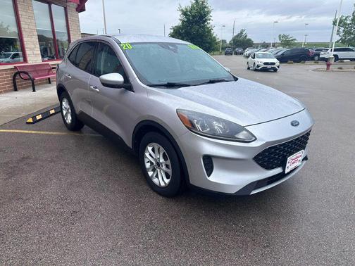 Ingot Silver Metallic 2020 Ford Escape SE