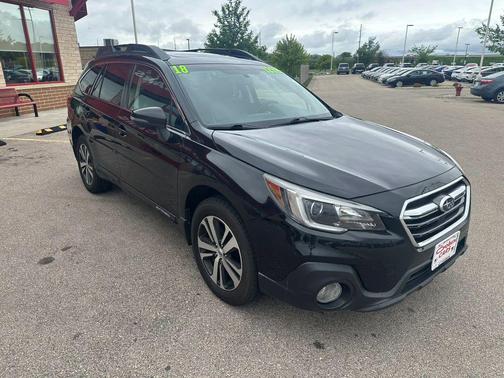 Crystal Black Silica 2018 Subaru Outback 2.5i Limited