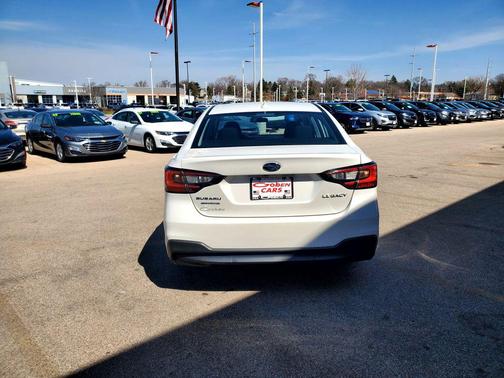 Crystal White Pearl 2022 Subaru Legacy Base