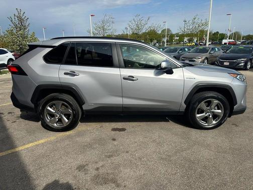 Silver Sky Metallic 2019 Toyota RAV4 Hybrid Limited