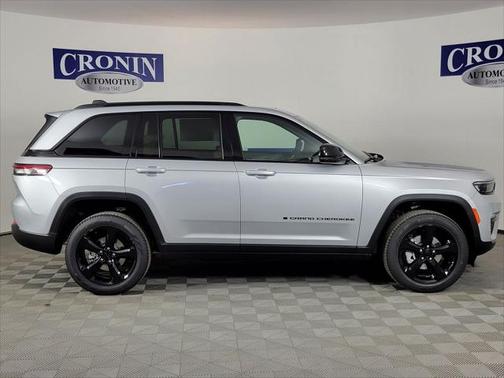 2025 Jeep Grand Cherokee Limited X