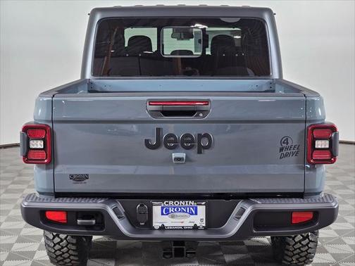2025 Jeep Gladiator Willys