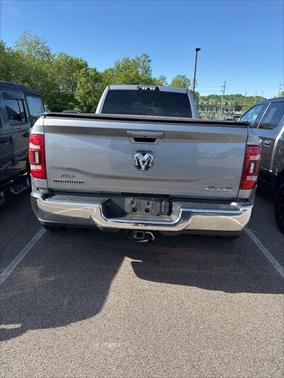 2021 RAM 3500 Big Horn Crew Cab 4x4 8' Box