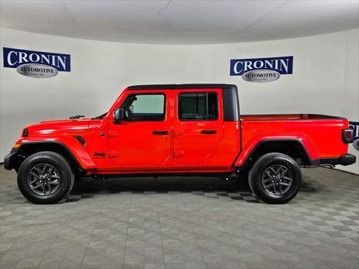 2025 Jeep Gladiator Sport S