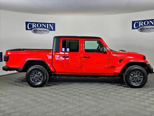 2025 Jeep Gladiator Sport S