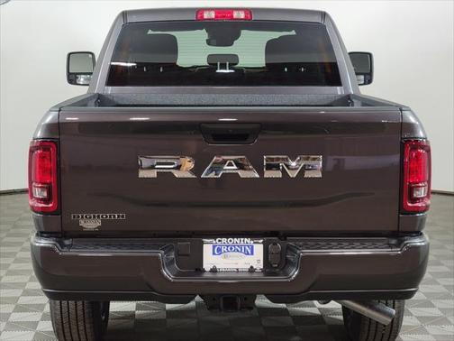 2025 RAM 2500 Big Horn Crew Cab 4x2 6'4' Box