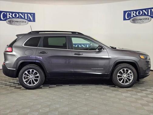 2022 Jeep Cherokee Latitude Lux