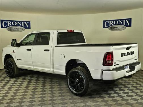 2025 RAM 2500 Big Horn Crew Cab 4x4 6'4' Box