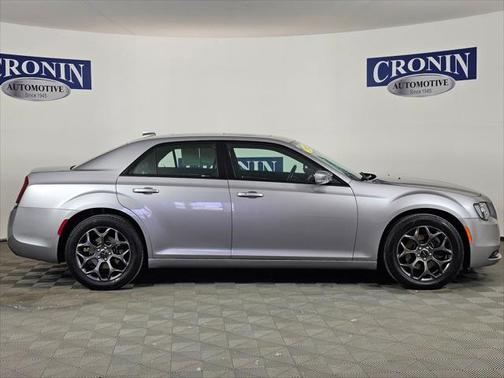 2018 Chrysler 300 S