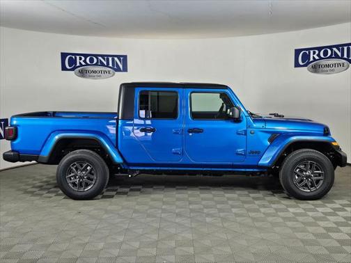 2025 Jeep Gladiator Sport S