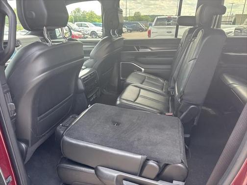 2024 Jeep Wagoneer L Series II 4x4