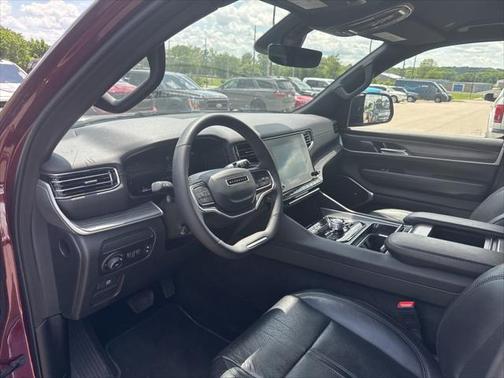 2024 Jeep Wagoneer L Series II 4x4