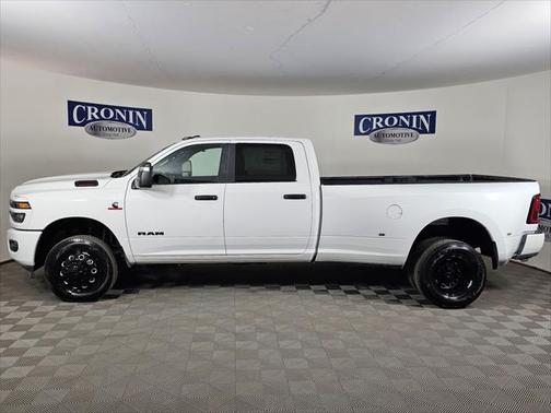 2025 RAM 3500 Big Horn Crew Cab 4x4 8' Box