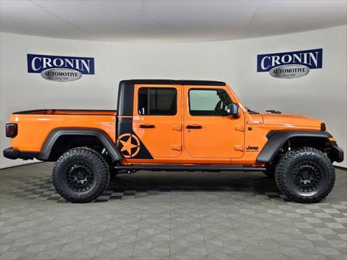 2025 Jeep Gladiator Sport S