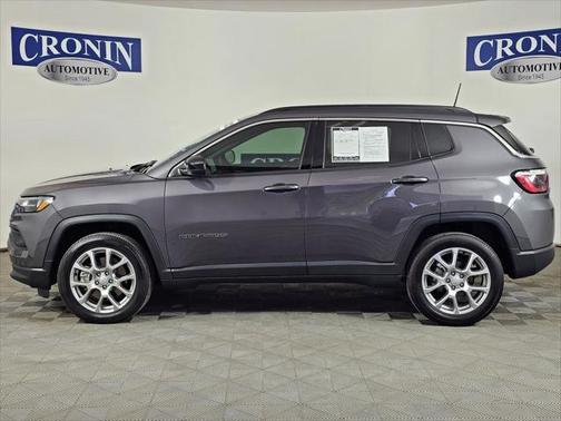 2024 Jeep Compass Latitude Lux