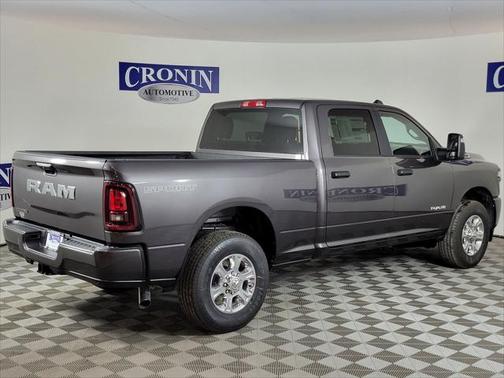 2025 RAM 2500 Big Horn Crew Cab 4x2 6'4' Box