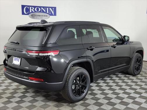 2025 Jeep Grand Cherokee Altitude