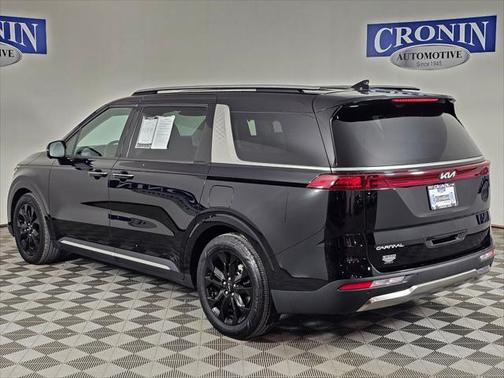 2024 Kia Carnival SX