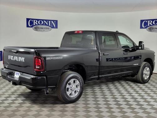 2025 RAM 2500 Big Horn Crew Cab 4x2 6'4' Box